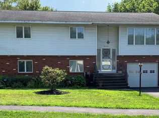 1110 Raymond St, Schenectady, NY 12308