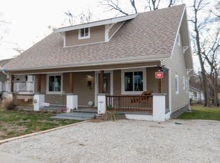 2121 N Albertha Ave, Springfield, MO 65803