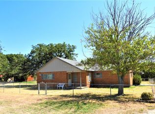 401 Fm 4, Jacksboro, TX 76458