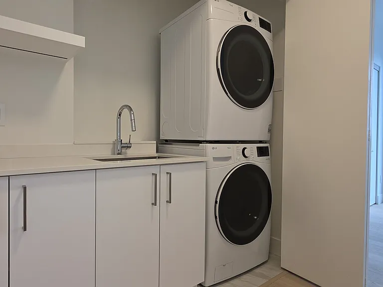 1475 Foster St #701 — Photo 26