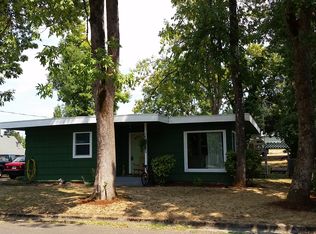 640 S 12th St, Cottage Grove, OR 97424