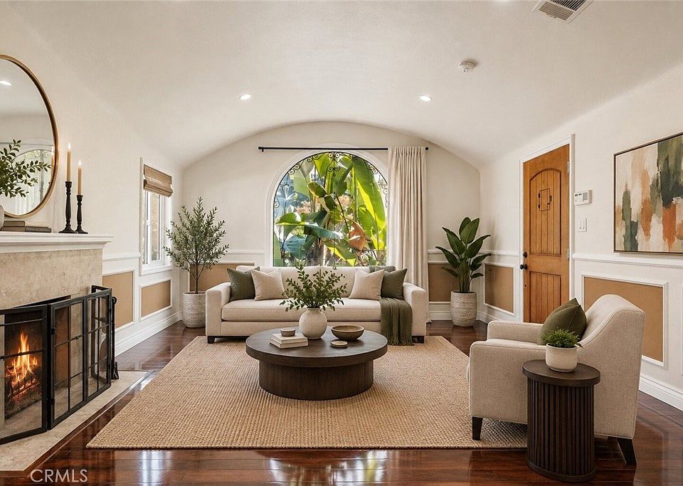 1st image of 225 Segovia Ave