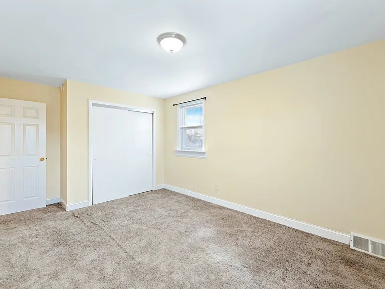12450 Knights Rd #2 — Photo 15