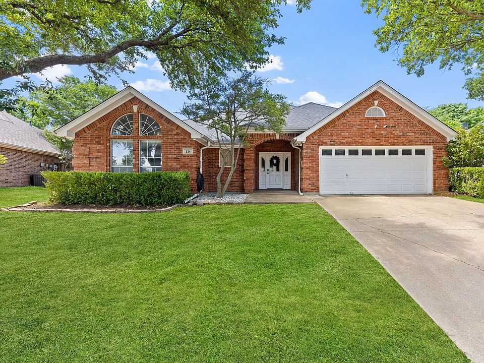 1st image of 224 Redwood Ct