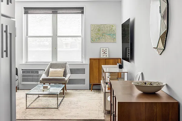 Sold by SERHANT. | media 8