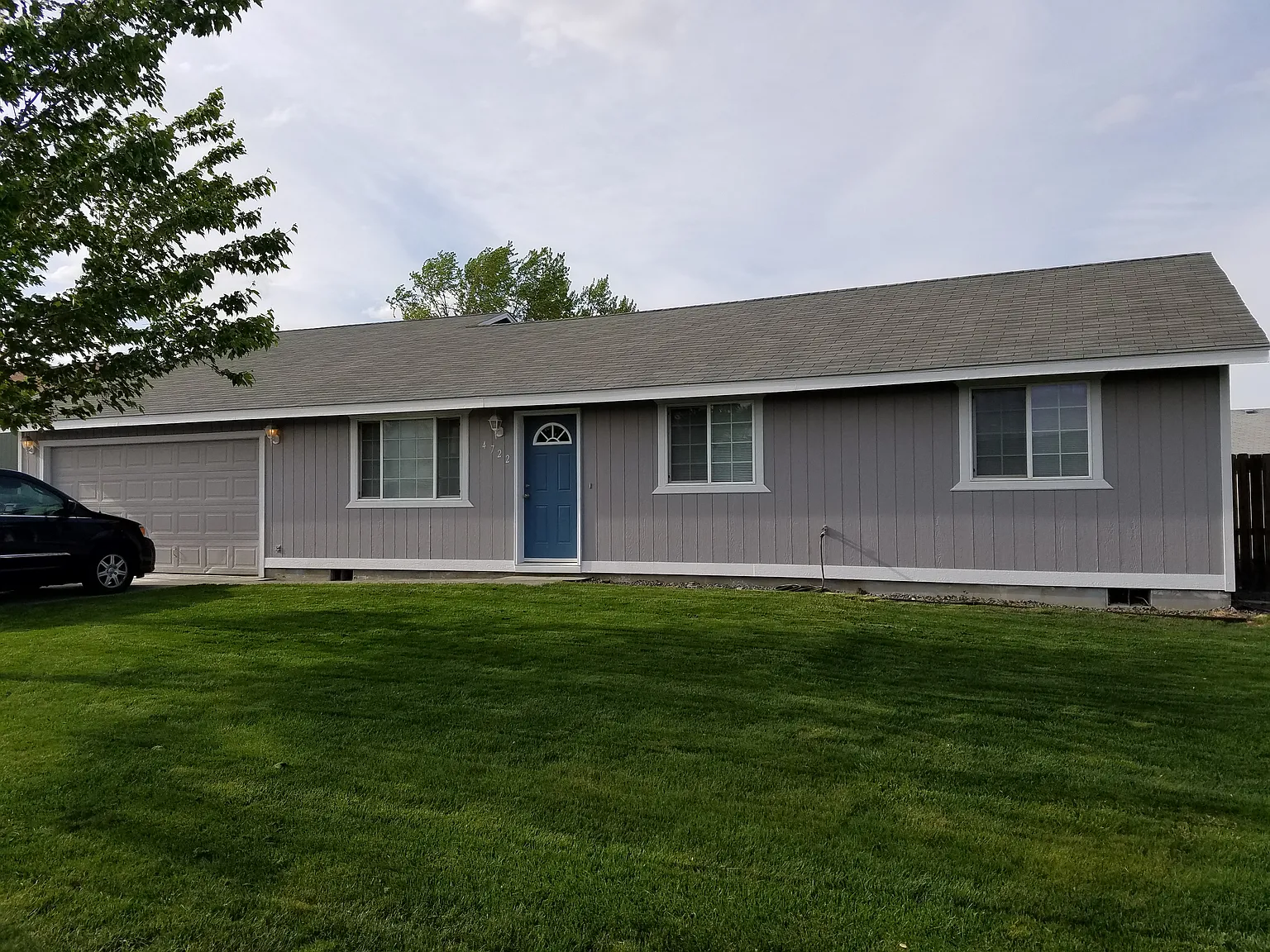 4722 Forsythia St photo 1