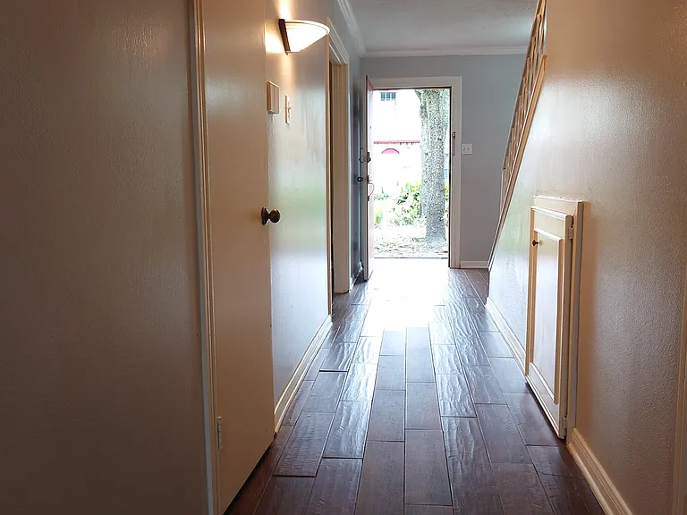 5215 Arboles Dr #B — Photo 8