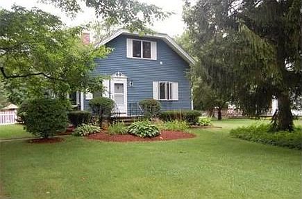 2nd image of 133 Holden St