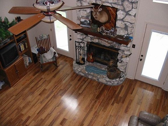 4th image of 545 Oakwood Trl
