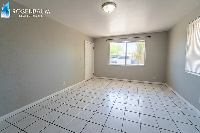 2 bed, 1.0 bath, 741 sqft, $995 — Photo 3