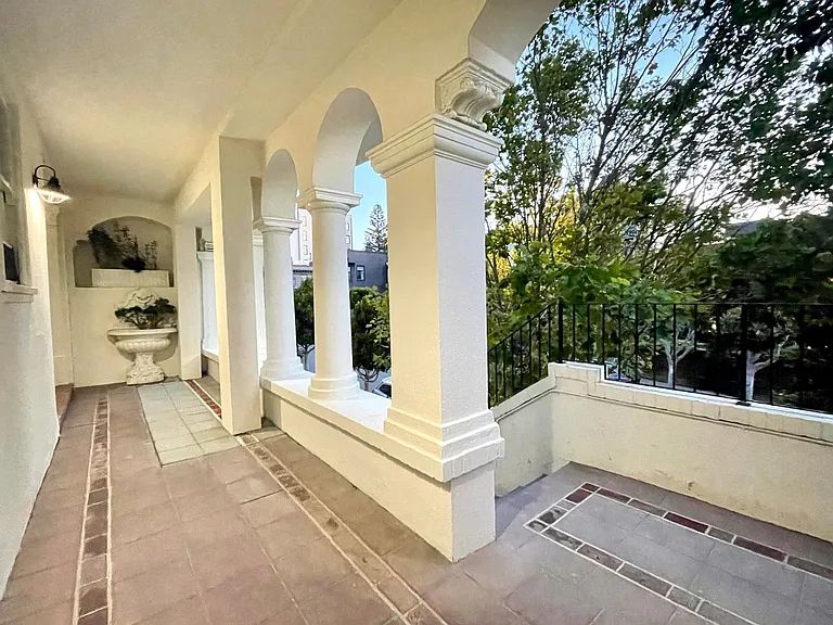2632 Larkin St #203R — Photo 8