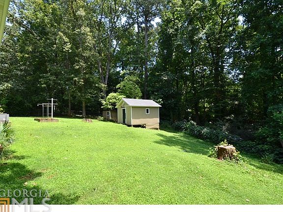 3rd image of 3174 Stanford Cir