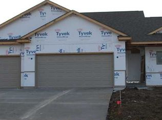 8520 Aldridge Dr SW, Cedar Rapids, IA 52404