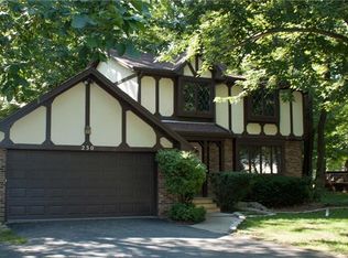 230 Old Oak Post Rd, East Amherst, NY 14051