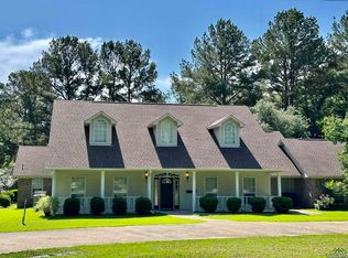 800 Justin Ln, White Oak, TX 75693