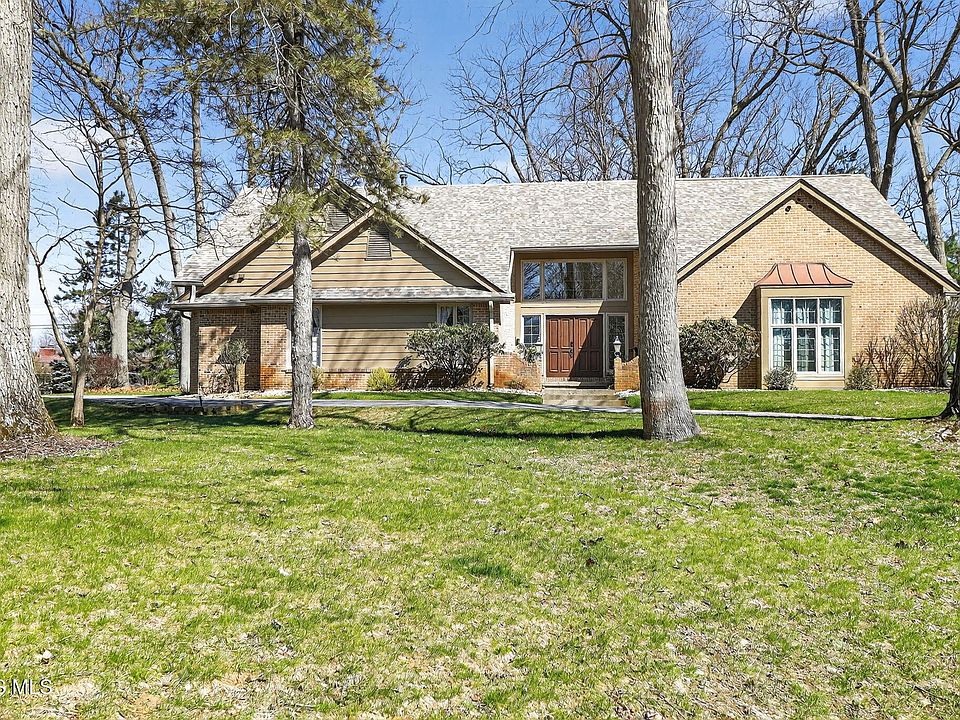 1st image of 4819 Whitebirch Ct