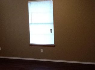 2016 S F St, Rogers, AR 72758