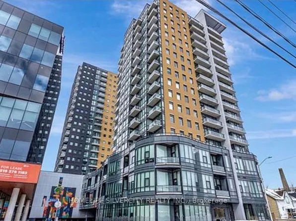 104 Garment St #1003, Kitchener, ON N2G 0C8