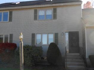 27 Eastmeadow Way, Manchester, NH 03109