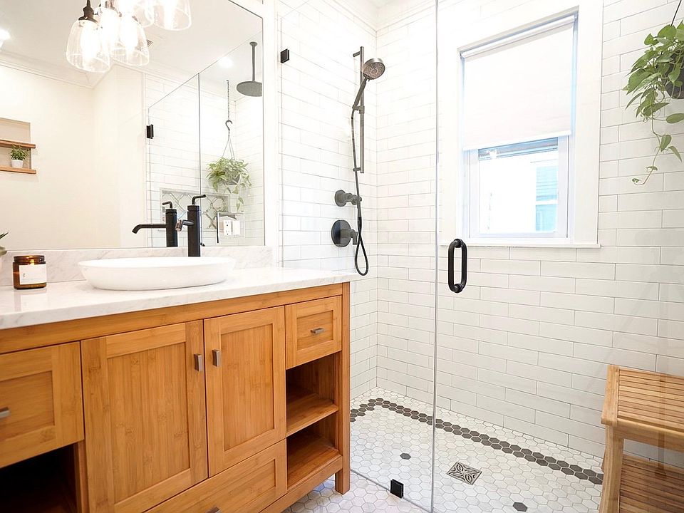 1st image of 271 Alewife Brook Pkwy #1