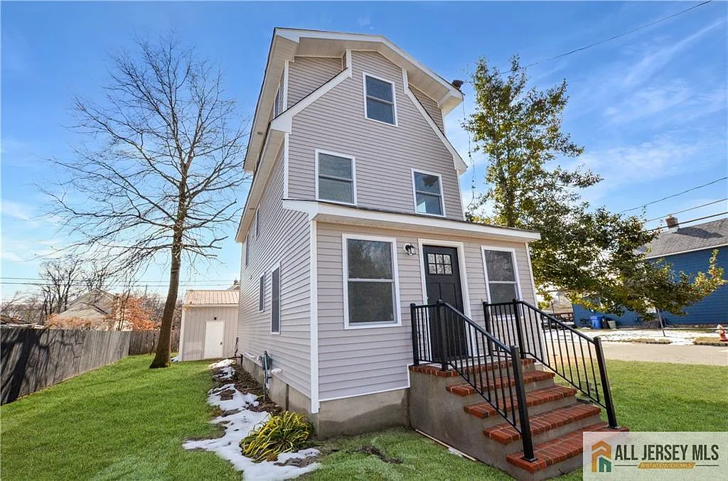 24 John St photo 1