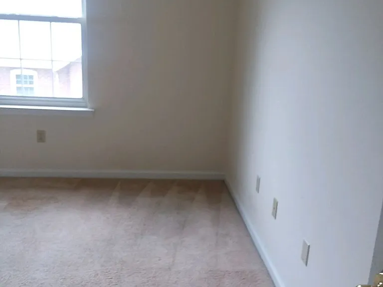 109 Observatory Ave — Photo 16