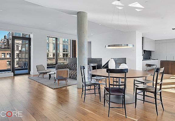 4th image of 155 W 18th St Unit Penthouse 4