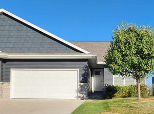 173 Hilltop Dr, West Branch, IA 52358