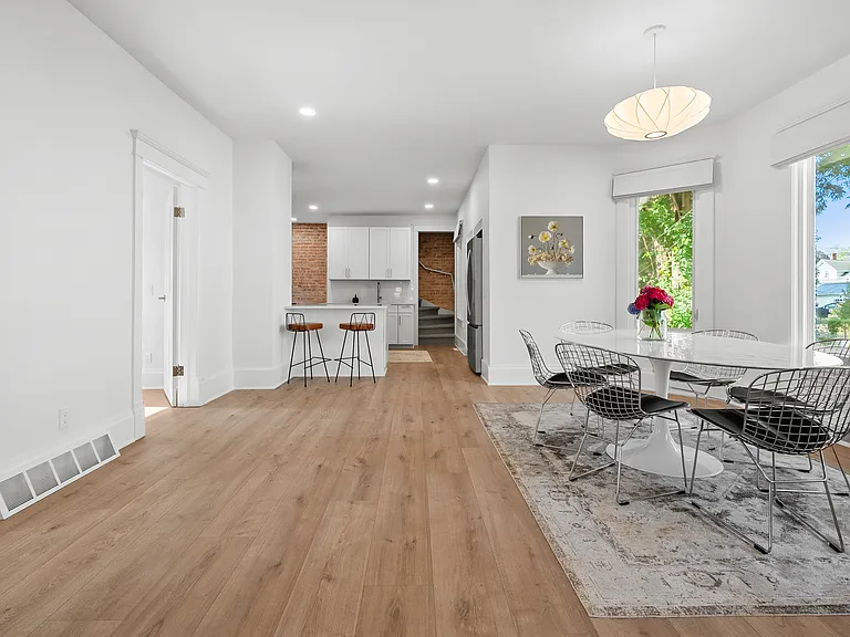 920 Wisconsin Ave — Photo 5