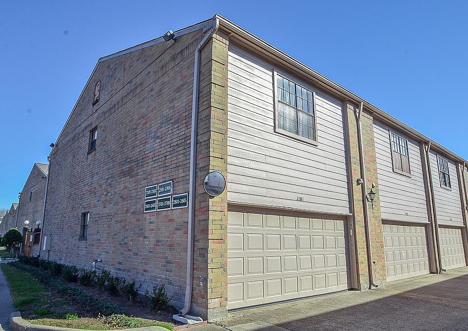 1st image of 9800 Pagewood Ln APT 2101