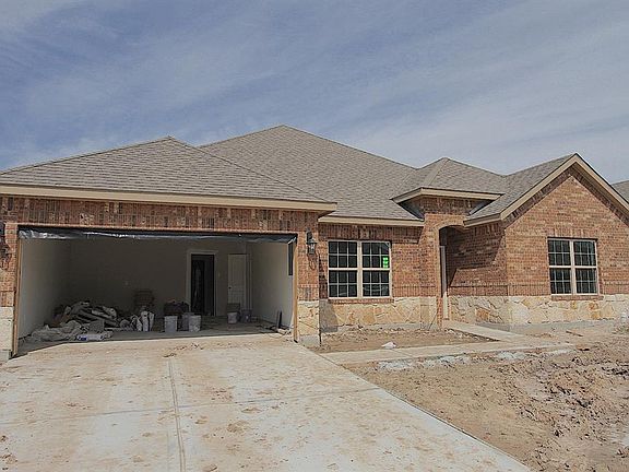 3rd image of 709 Sugar Trail Dr