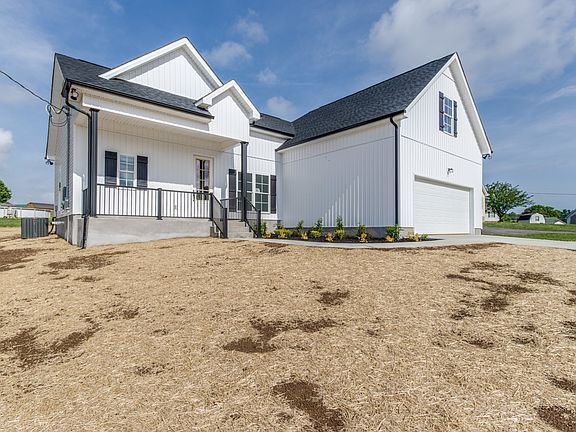 3rd image of 176 Brandon Dr Lot 84