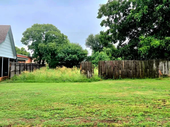 1321 Santa Fe St, Alva, OK 73717