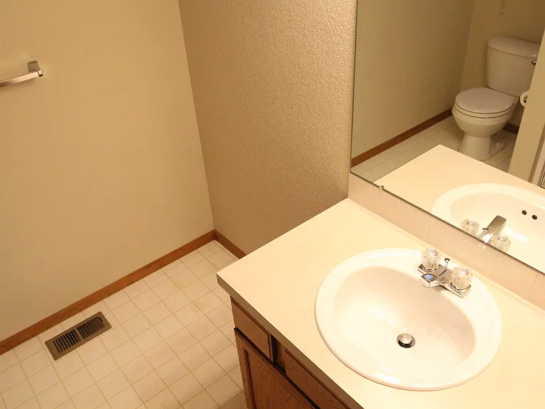 762 Kaitlyn Cir — Photo 13