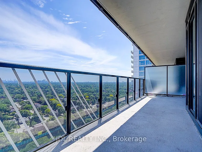 95 McMahon Dr #3102 — Photo 42