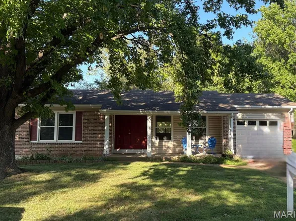 73 Kelly Leaf Dr, Saint Peters, MO 63376