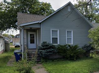 427 7th Ave N, Clinton, IA 52732