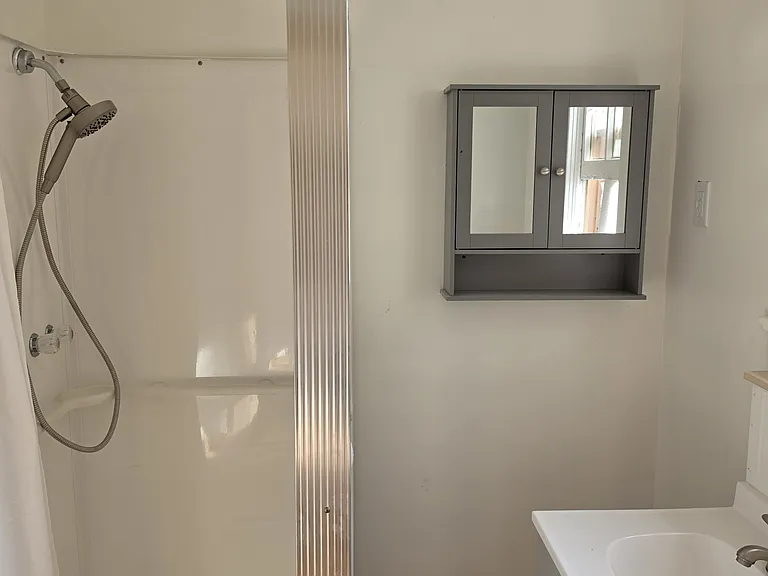 416 N Horsman St #5 — Photo 6