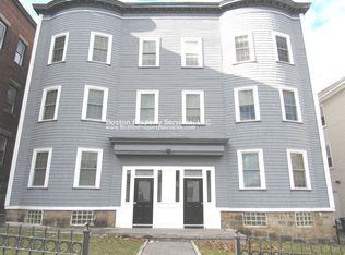 133 Saint Alphonsus St #II, Roxbury Crossing, MA 02120