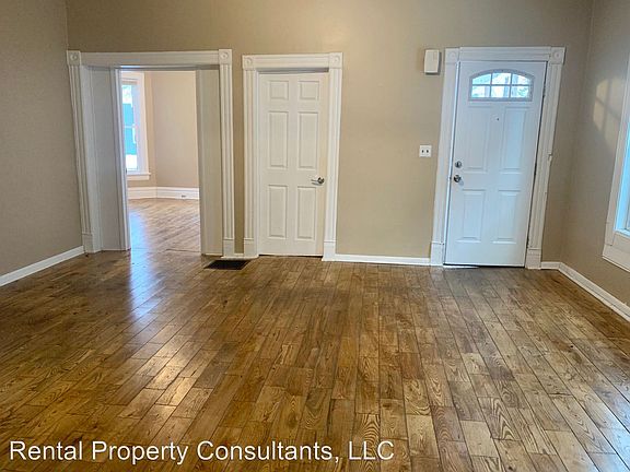 3rd image of 1555 Broadway Ave NW #1