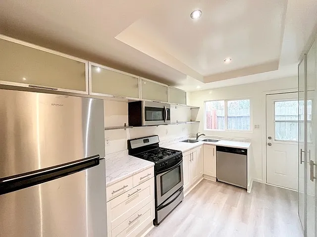2 bed, $1,850 — Photo 4
