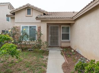2619 W Windhaven Dr, Rialto, CA 92377