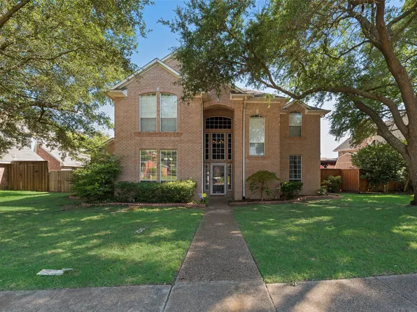 9018 Clearlake Dr, Rowlett, TX 75088