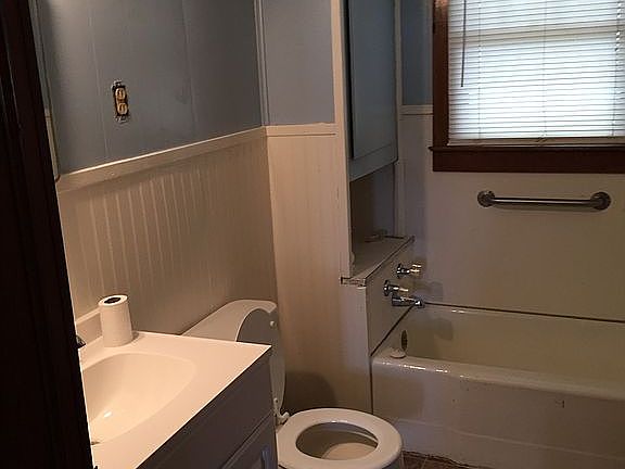 3rd image of 159 Savoie Dr