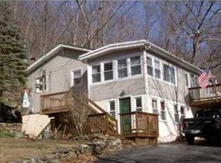81 Indian Trl N, Greenwood Lake, NY 10925