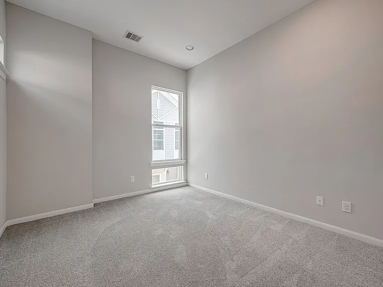 5610 Patrick St #I — Photo 10
