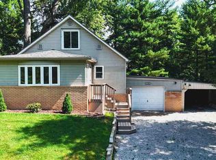 7990 E Gospel Grove Ave, Terre Haute, IN 47803