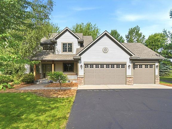 2nd image of 964 Fraser Ln