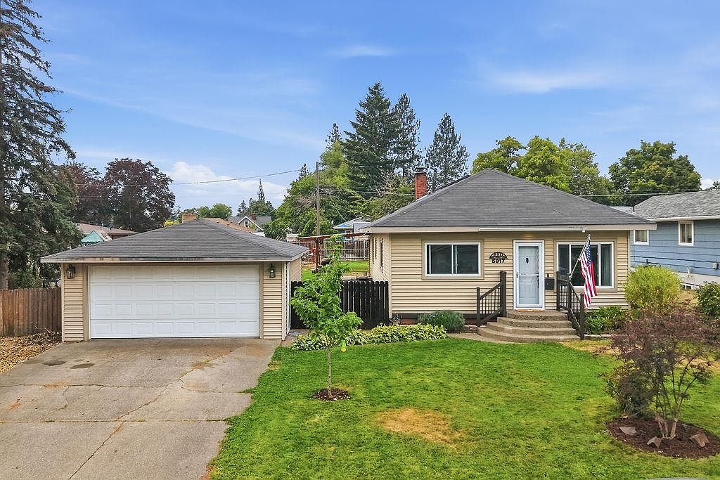 5917 N Stevens St, Spokane, WA 99205 | MLS #202623962 | Zillow