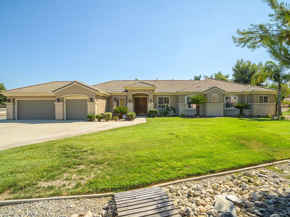 2nd image of 17603 Big Sky Cir